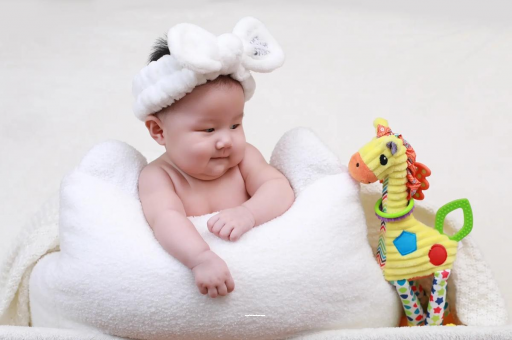 射洪4个月宝宝发育标准 射洪4个月宝宝发育标准