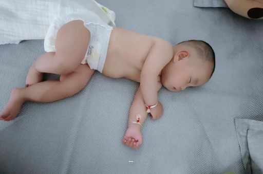 射洪孕妇肚脐周围发青